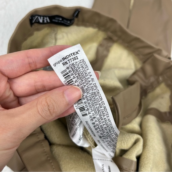 Zara Faux Leather Tan Pants - Picture 4 of 5